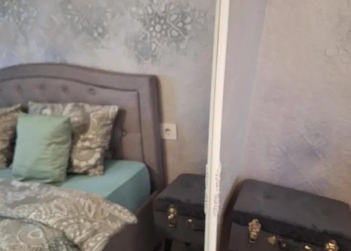 Apartment Mirvana Legacy *