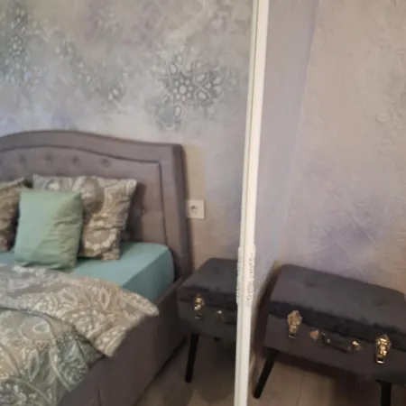 Апартаменты Mirvana Legacy *